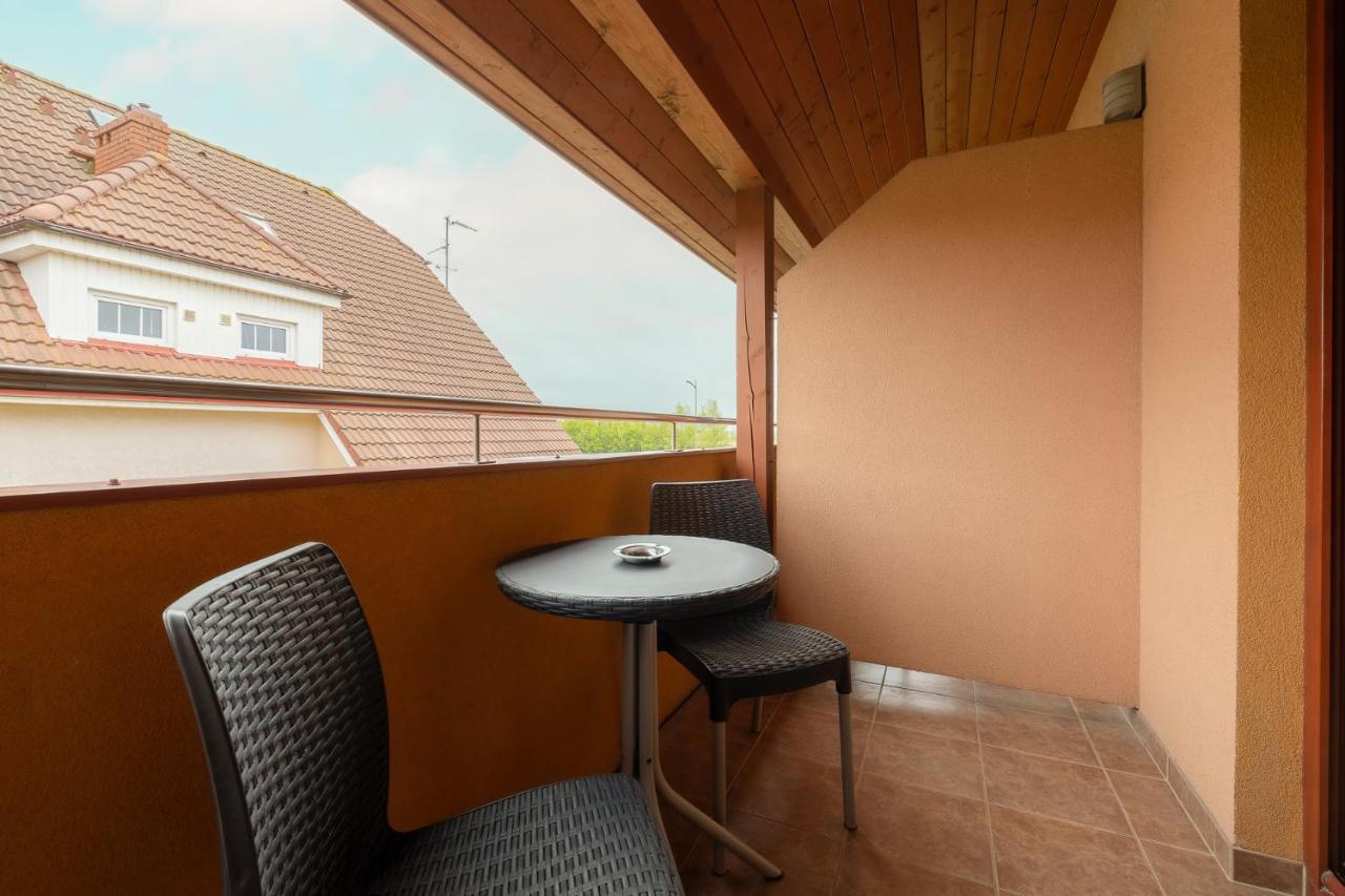 Holiday House Europa Rewal Exteriér fotografie